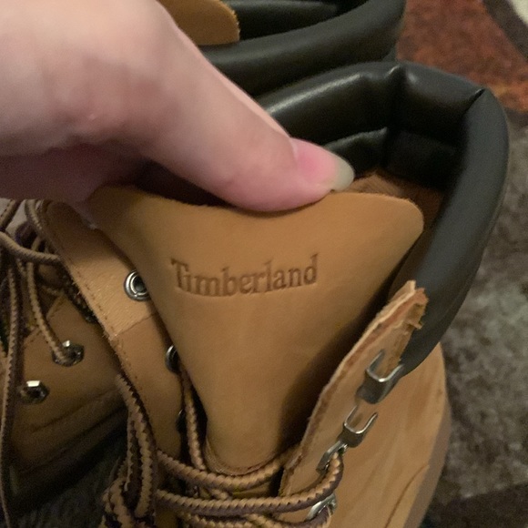 Women’s size 7 timberland boots! NWT - Picture 3 of 5